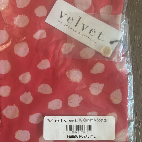 NWT Velvet by Graham & Spencer Febe Royalty Sleeveless Blouse - Picture 7 of 8